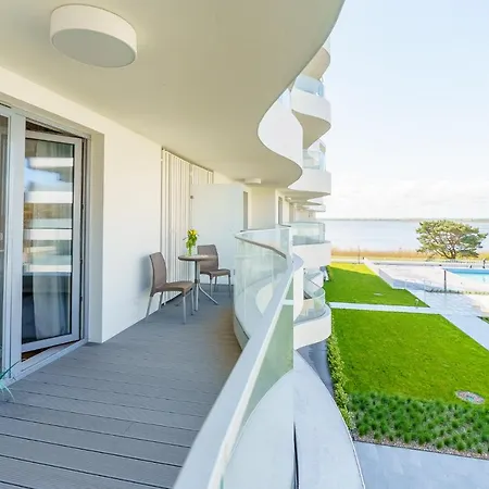 아파트 Pearl Grace Bay 로고보