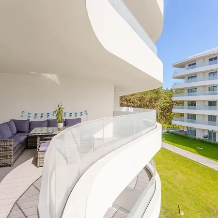 Pearl Grace Bay